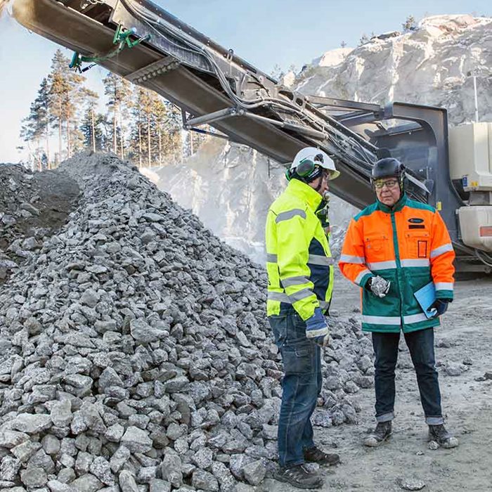 Todas as novas máquinas Metso vêm com garantias que podem ser estendidas.