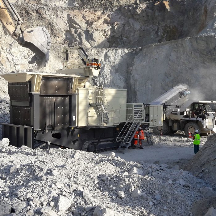 Lokotrack® LT130E™ mobile jaw crusher.