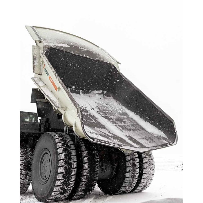 The rubber lining in Metso Truck Body lasts up to 6 times longer than conventional steel lining, drastically reducing the need for maintenance.