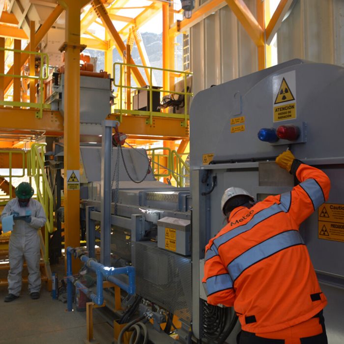 Sensor based ore sorting