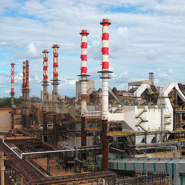 Alumina refinery