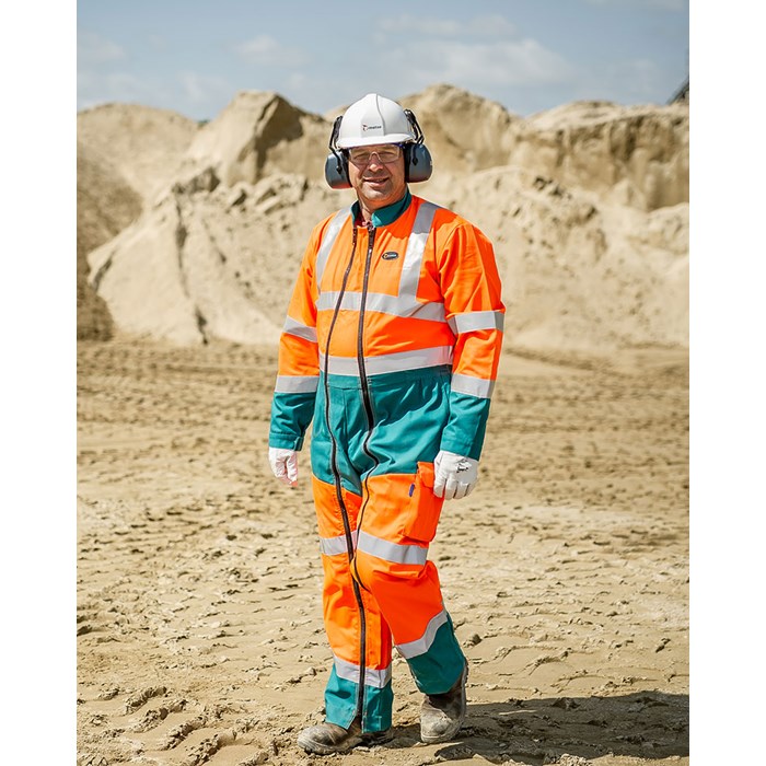 Experto de Metso en el sitio de un cliente.